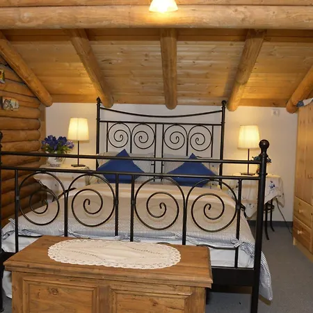 Dom wakacyjny Blockhaus Schwalbennest